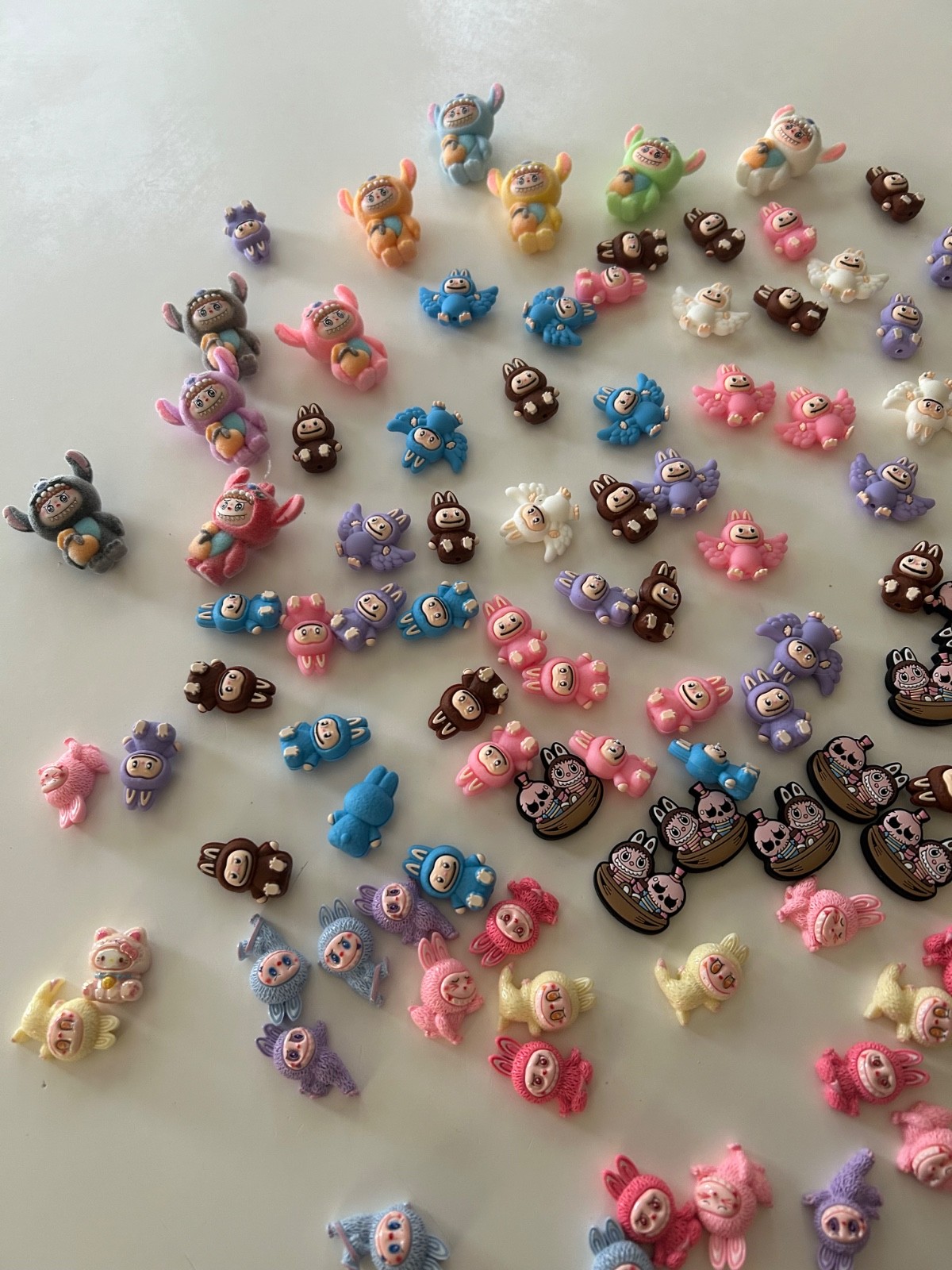 125+ pieces Cartoon Silicone/Acrylic mix Focal Beads for Pens. Focal Beads Bulk