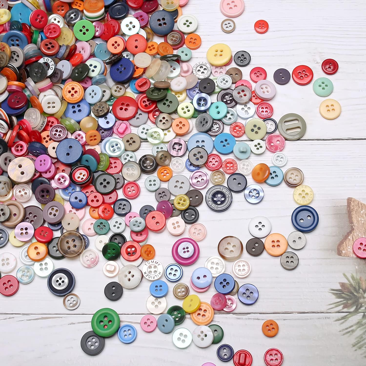 1000 Pcs Resin Buttons, Assorted Sizes Round Craft Buttons for Sewing DIY Crafts