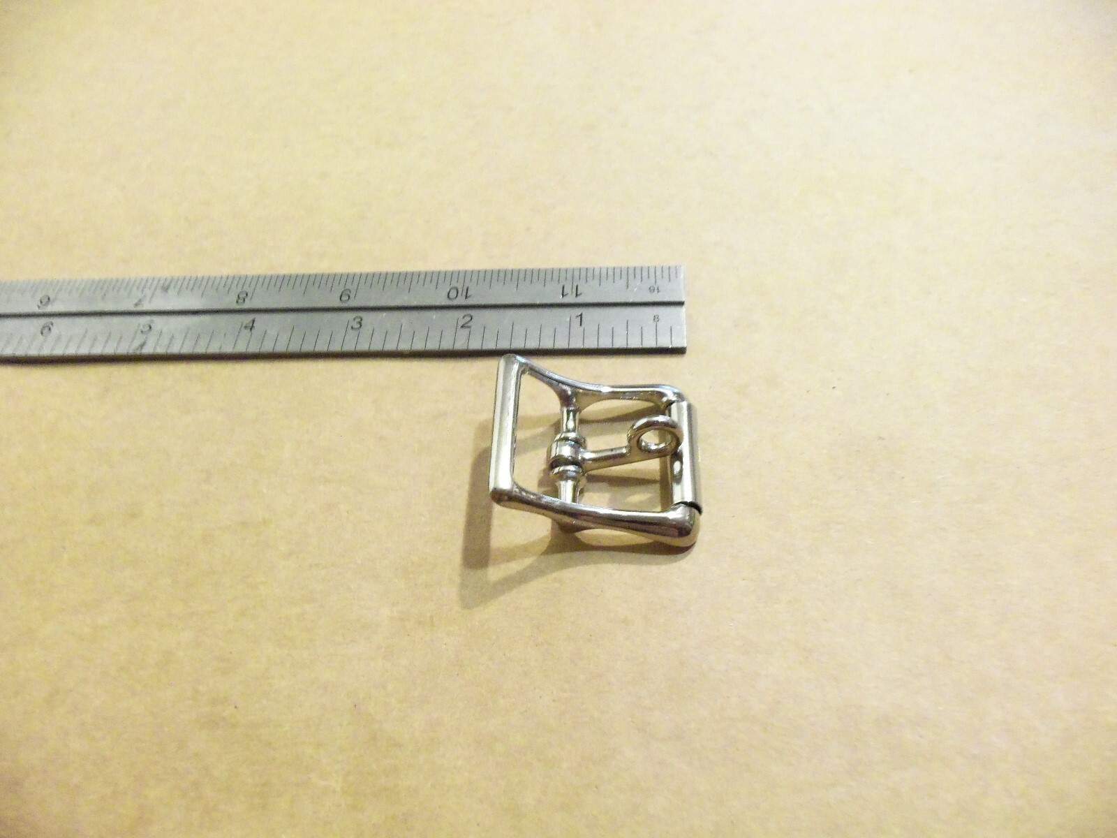 1″ Nickel Plated Middle Bar Roller Buckles With Locking Tongue (Pack Of 10)