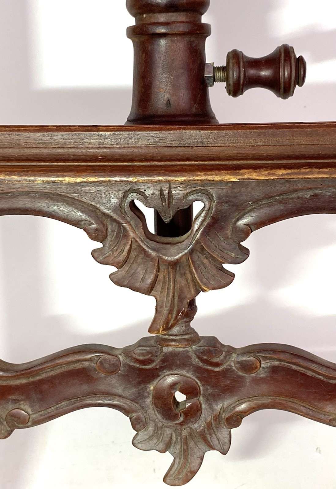 Vintage Hand-Carved 39″ Mahogany Baroque Revival Display Floor Easel Stand
