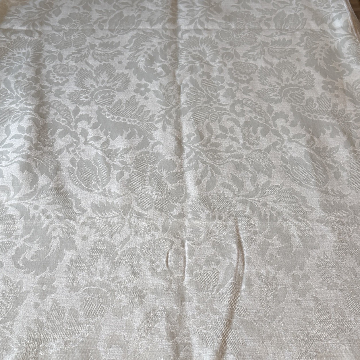 VTG Damask Jacobean Floral Leaf Scroll White & Ivory Cotton Blend 3yd (or 6) x53