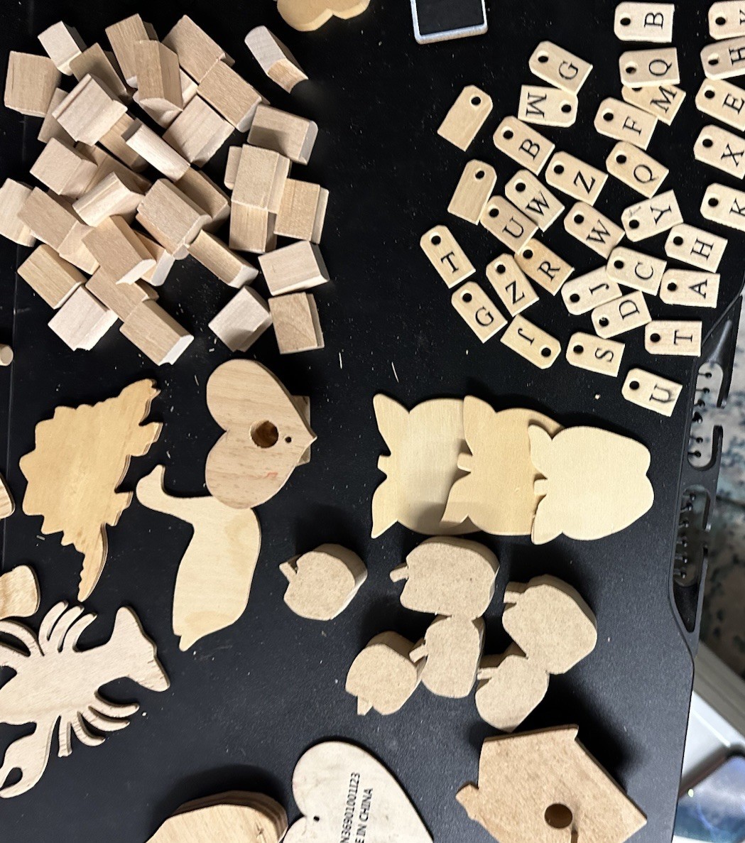 Lot Of Vintage Solid Wood Working Shapes/tags/etc All Sizes/occasions 170+ Craft