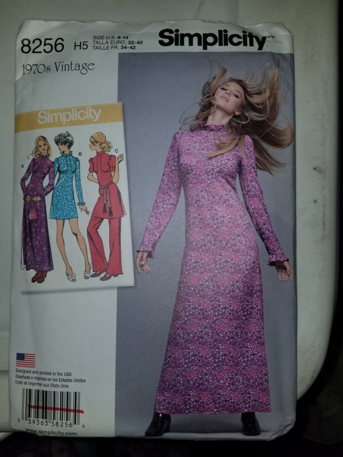 Lot 25 Uncut Sewing patterns All Sizes