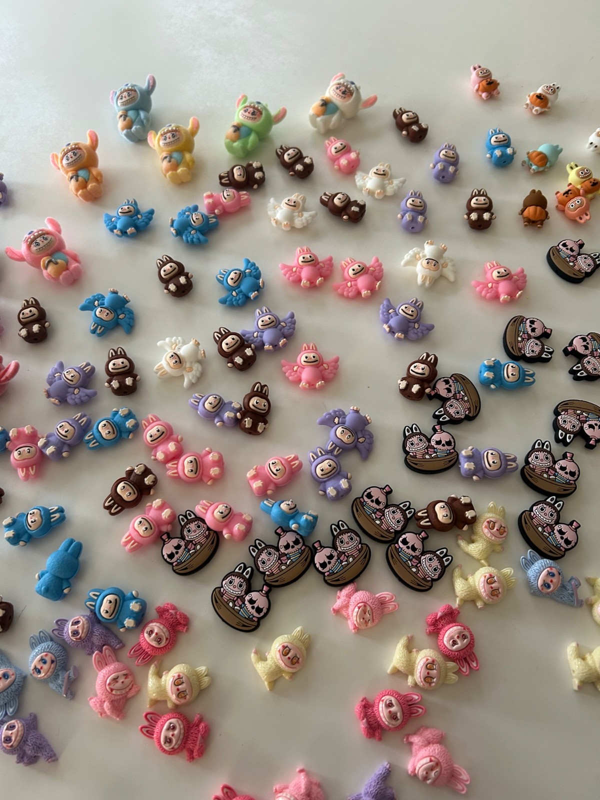 125+ pieces Cartoon Silicone/Acrylic mix Focal Beads for Pens. Focal Beads Bulk