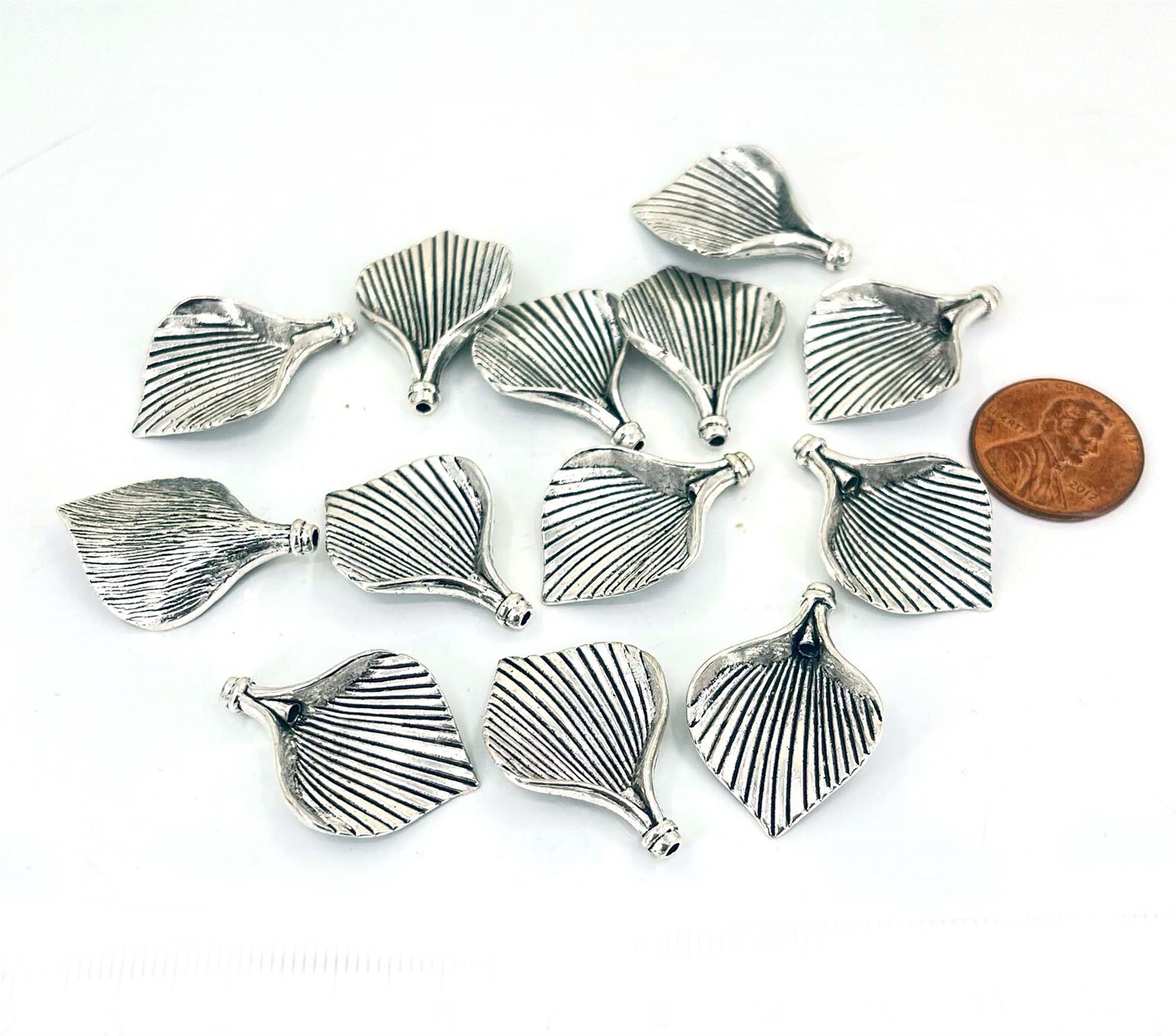 6 Calla Lilly Open Flower Bead Cap Connector Antiqued Silver Pewter Charms 28mm