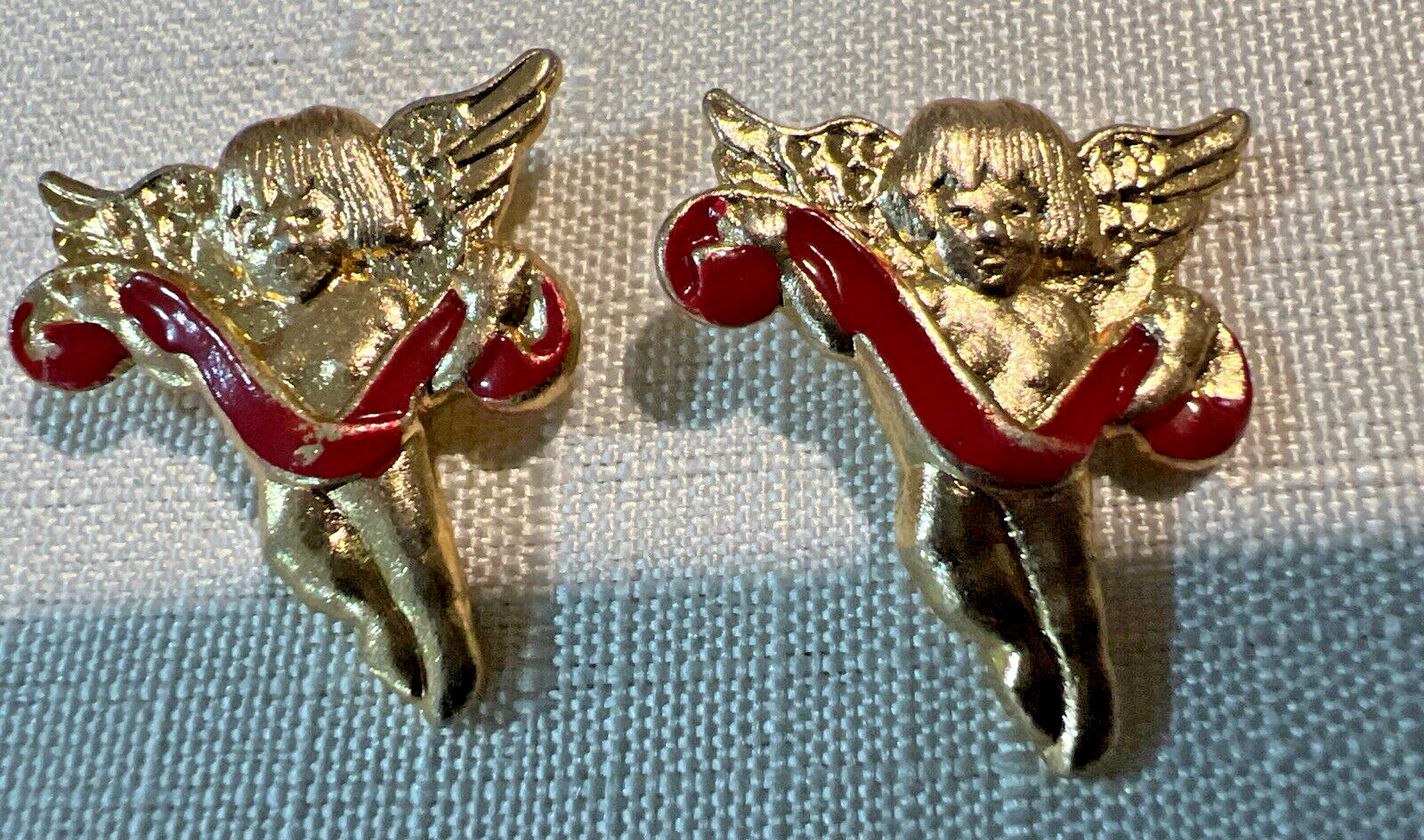 2 JHB Cherub Buttons 26mm Metal Shank Gold Tone Red Ribbon Sewing Craft -D7