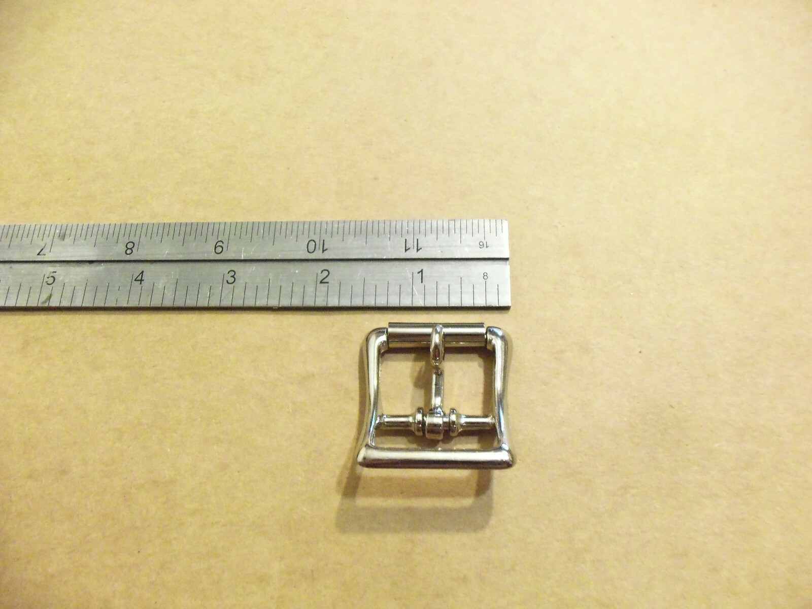 1″ Nickel Plated Middle Bar Roller Buckles With Locking Tongue (Pack Of 10)