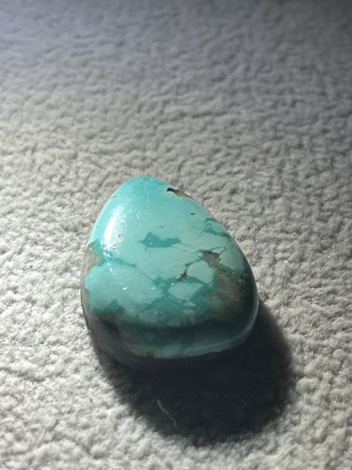 Blue Moon Turquoise 20.85 ctw Pear tear drop Cabochon. Tonopah, Nevada USA mined