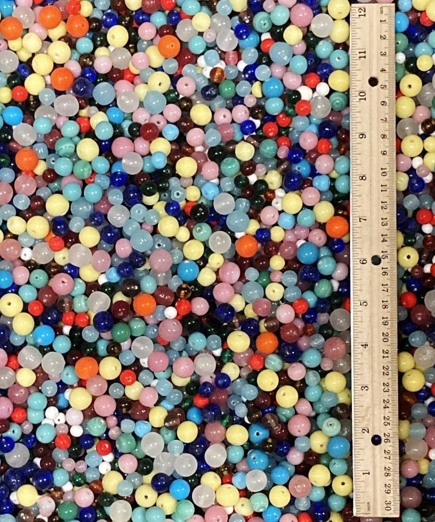 1 POUND VINTAGE JAPANESE CHERRY BRAND GLASS ASSORTED COLOR & SIZE BULK BEAD LOT