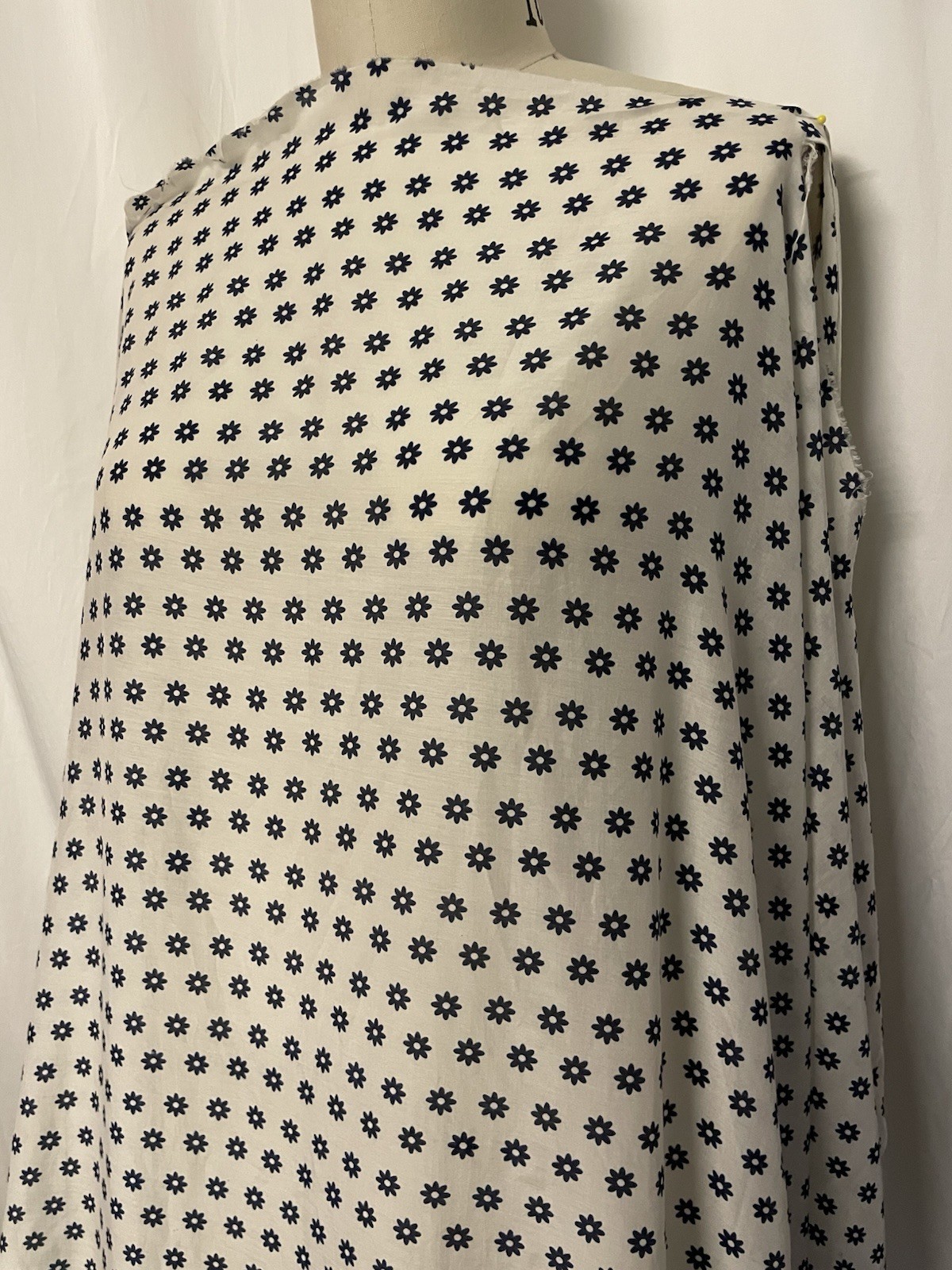 100% Fine Silk Batiste White Navy Blue Floral Motif Fabric 1.75 Yds Long 54″Wide
