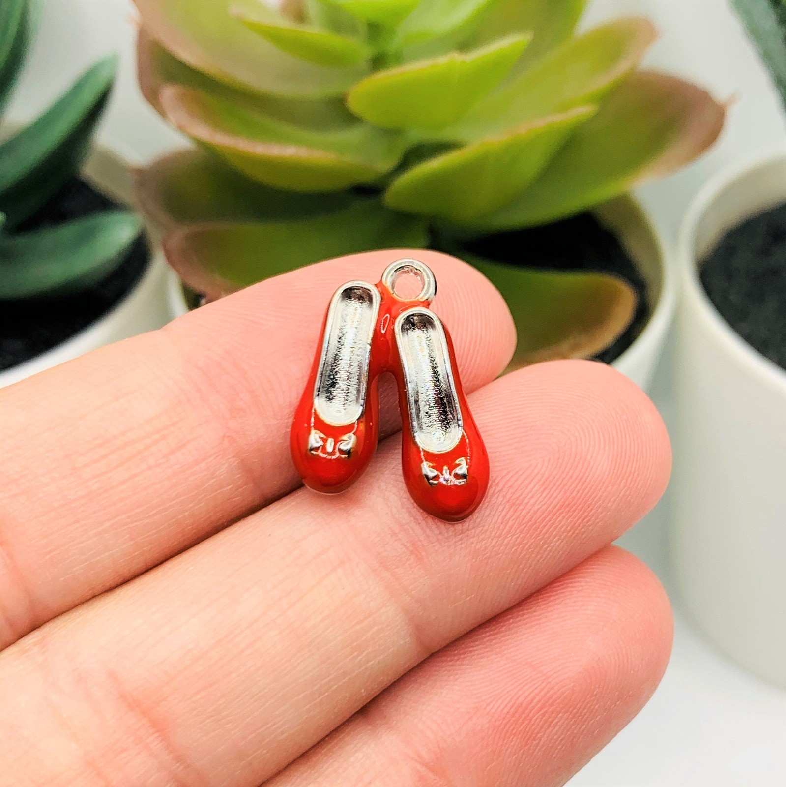Red Ruby Slipper Wizard of Oz 3D Charms, 19x14mm – US Seller