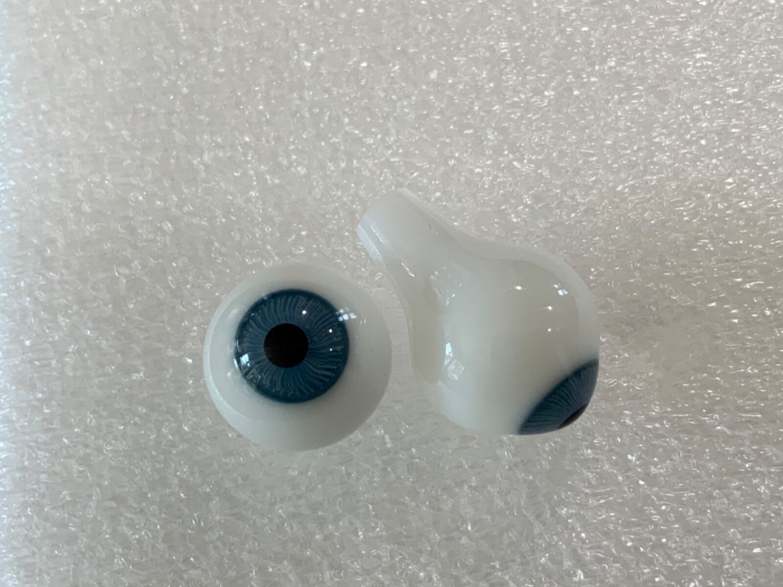 GLASS DOLL EYES, 8mm – 20mm, BLUE AND BROWN, MADE IN GERMANY