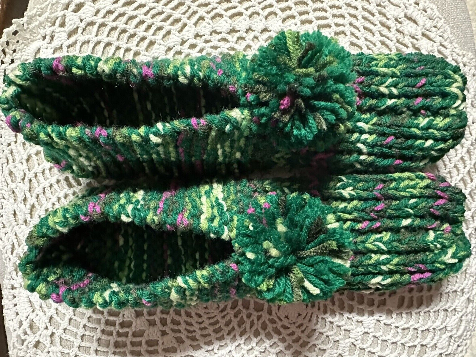 Unisex Adult Amish Handmade Slippers Kelly Green Mix Wms X Lg Mans Lg 10 1/2″