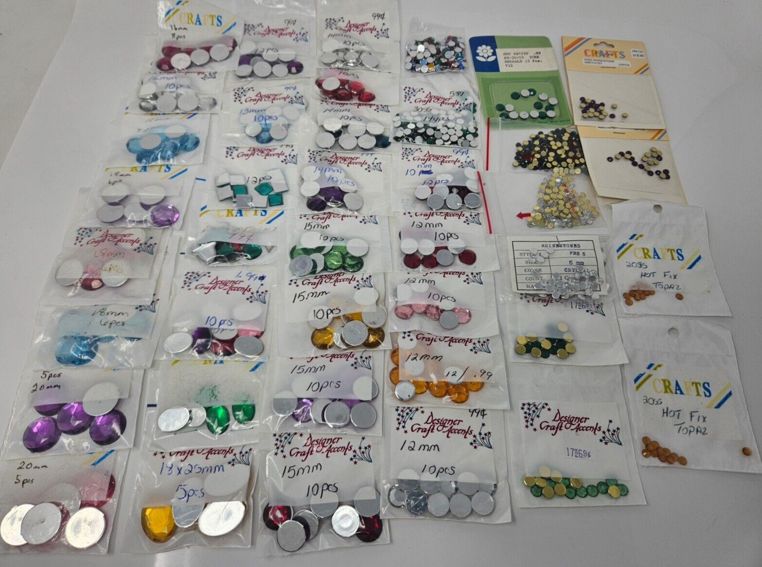 Lot of 40 Packs Assorted Vintage Glue-On Jewels Rhinestones Sewing Crafts