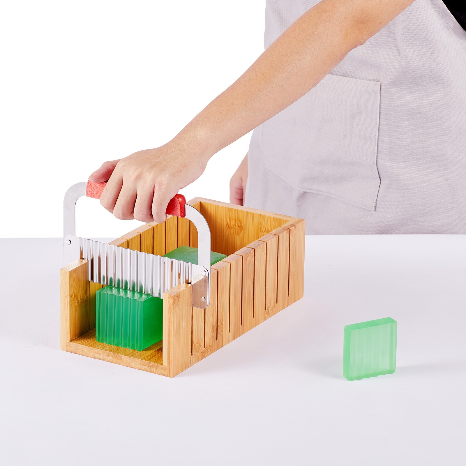 VEVOR Soap Making Kit Bamboo Cutting Box Silicone Mold Stainless Steel Cutters