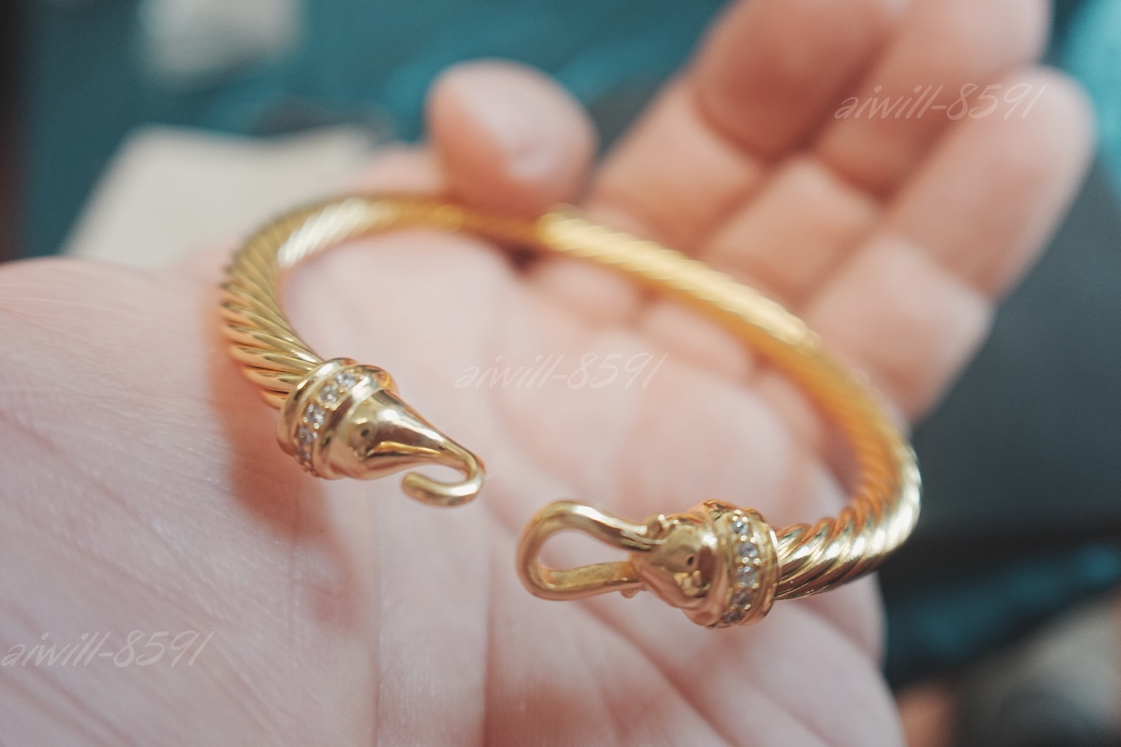 NewDAV1DYurrman18K&Gold&twisted cable Diamond.bracelet