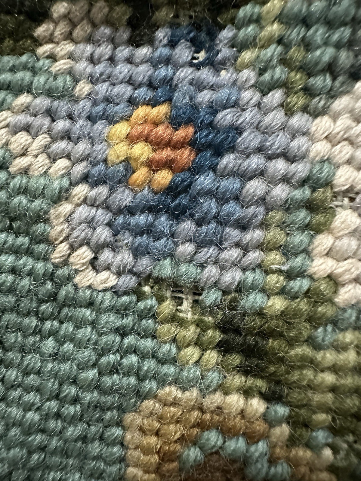 Jolles Austria Tram petit Needlepoint Tapestry Victorian Couple Blue floral