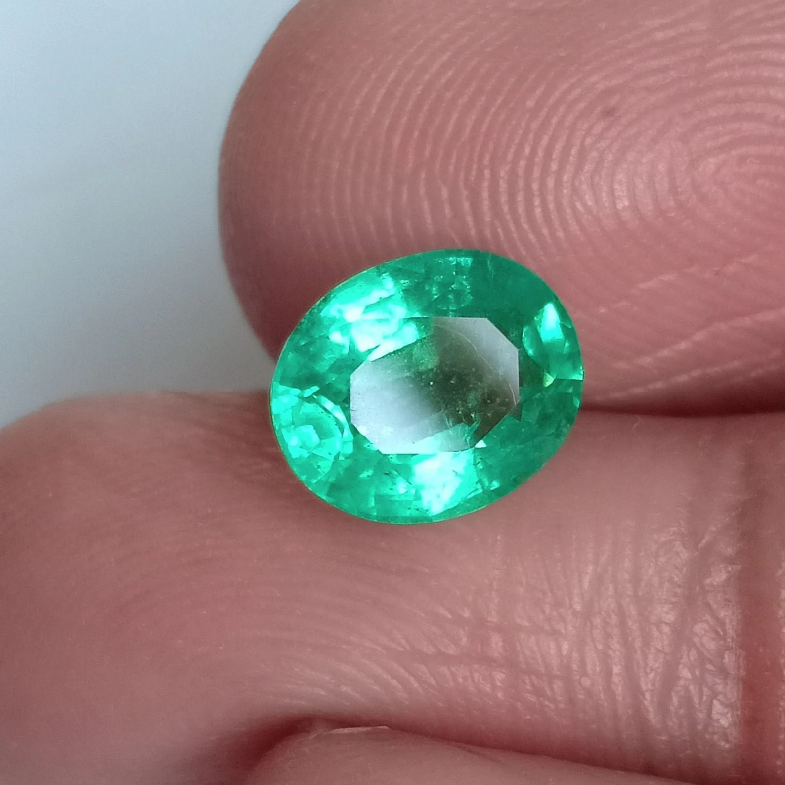 Natural Zambia Emerald 1.28 Cts vivid Oval Cut 8×6 MM Loose Gemstone For Jewelry