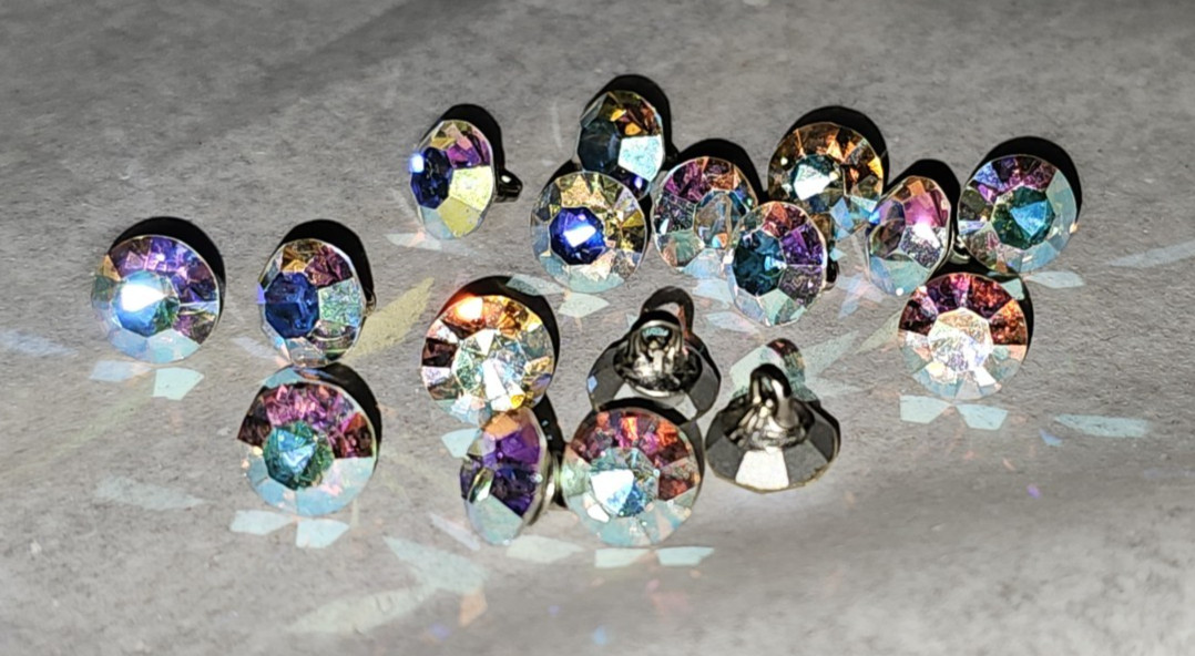 17 Piece AB Aurora Borealis Swarovski Chaton Faceted Vintage Sewing Buttons