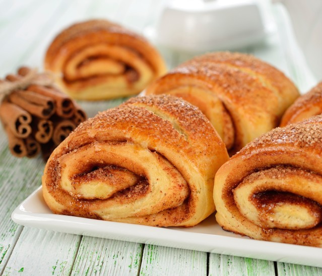 Cinnamon Buns Soap / Candle Making Fragrance Oil 1-16 Ounce **Free Shipping**