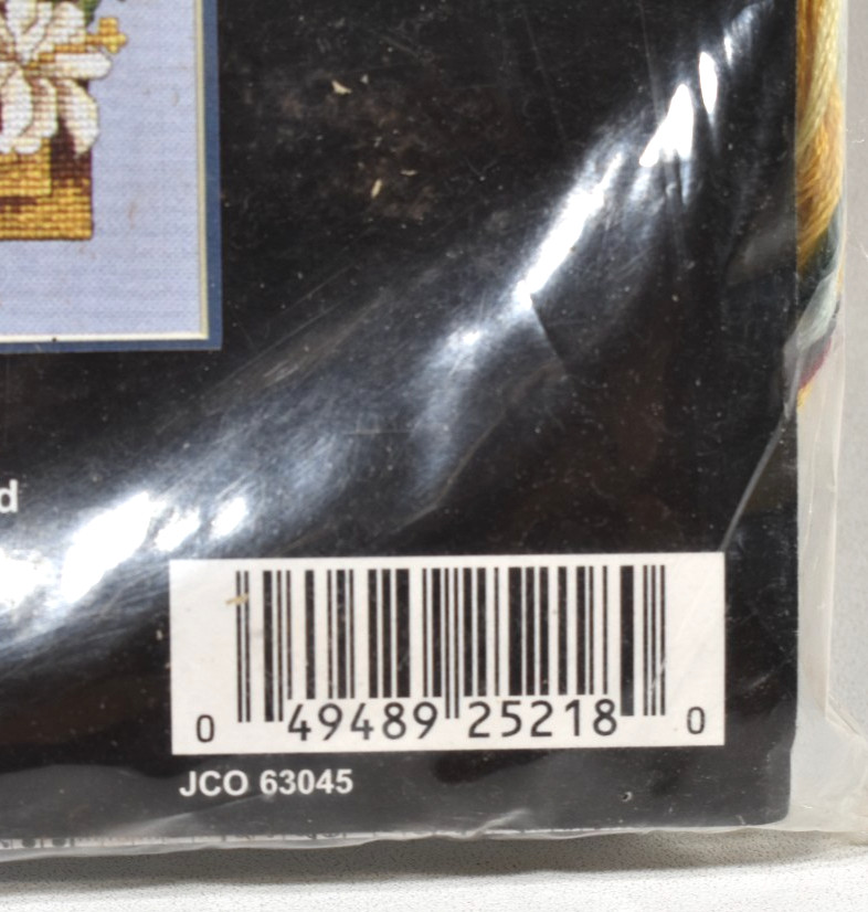 Janlynn Holy Family Christmas Cross Stitch Kit Donna Vermillion Giampa 125-218