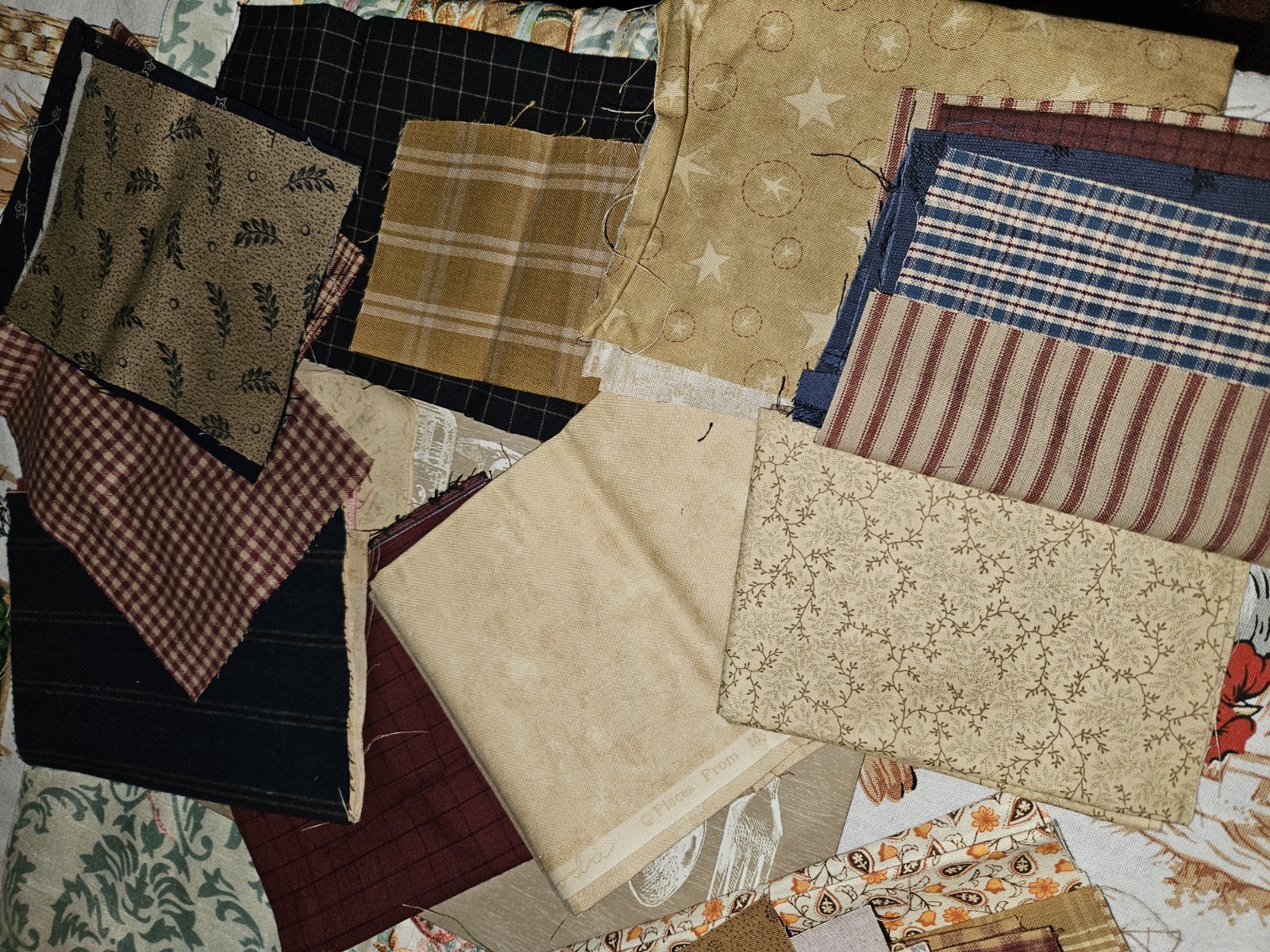 Quilting Fall Fabric Scraps Scrappy Stash Builder Crafts Cotton Lot 2.5 Llbs