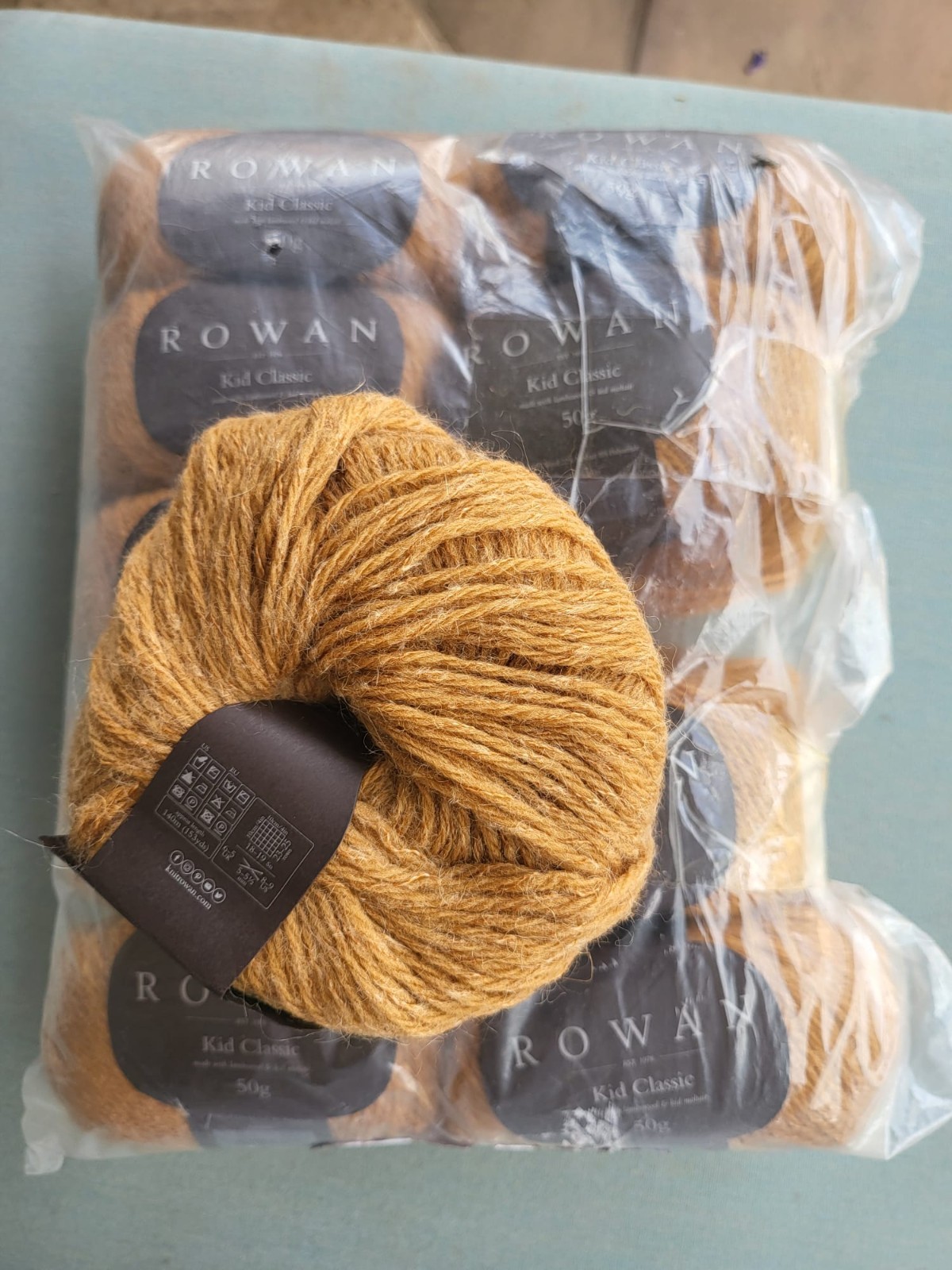 Lot of 10 Skeins ROWAN Kid Classic knitting yarn 50g (lambswool, kid mohair)