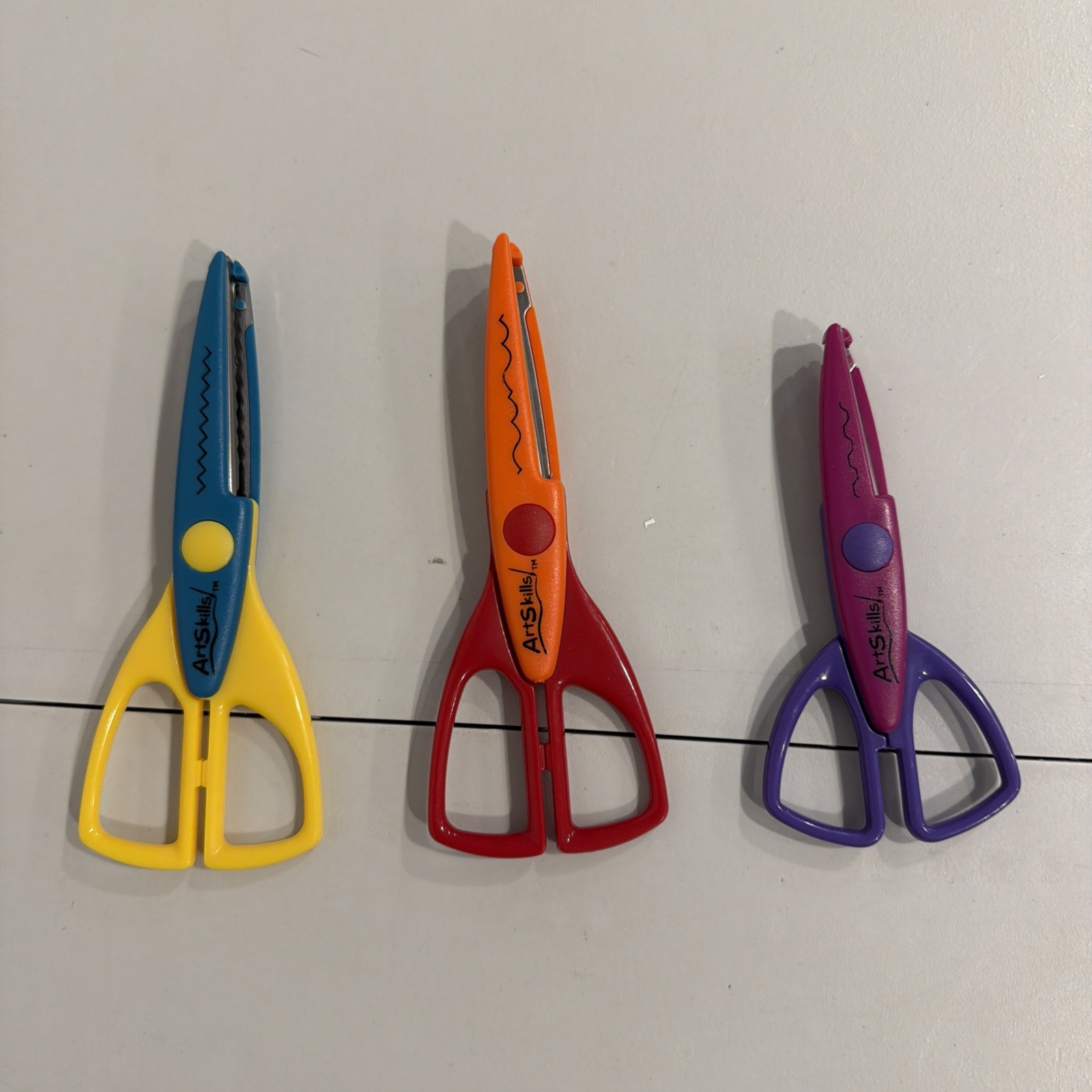Art Skills Paper Edgers Scissors Decorative Edge 3-Pc Set for Paper