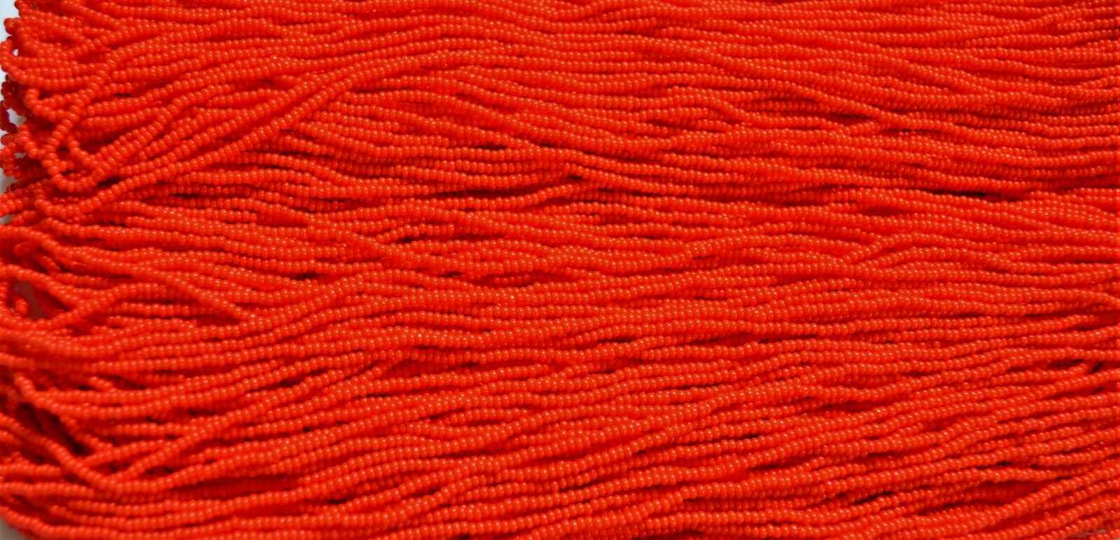 Opaque Light Red Czech PRECIOSA® glass rocailles 11/0 seed beads – 1 Hank