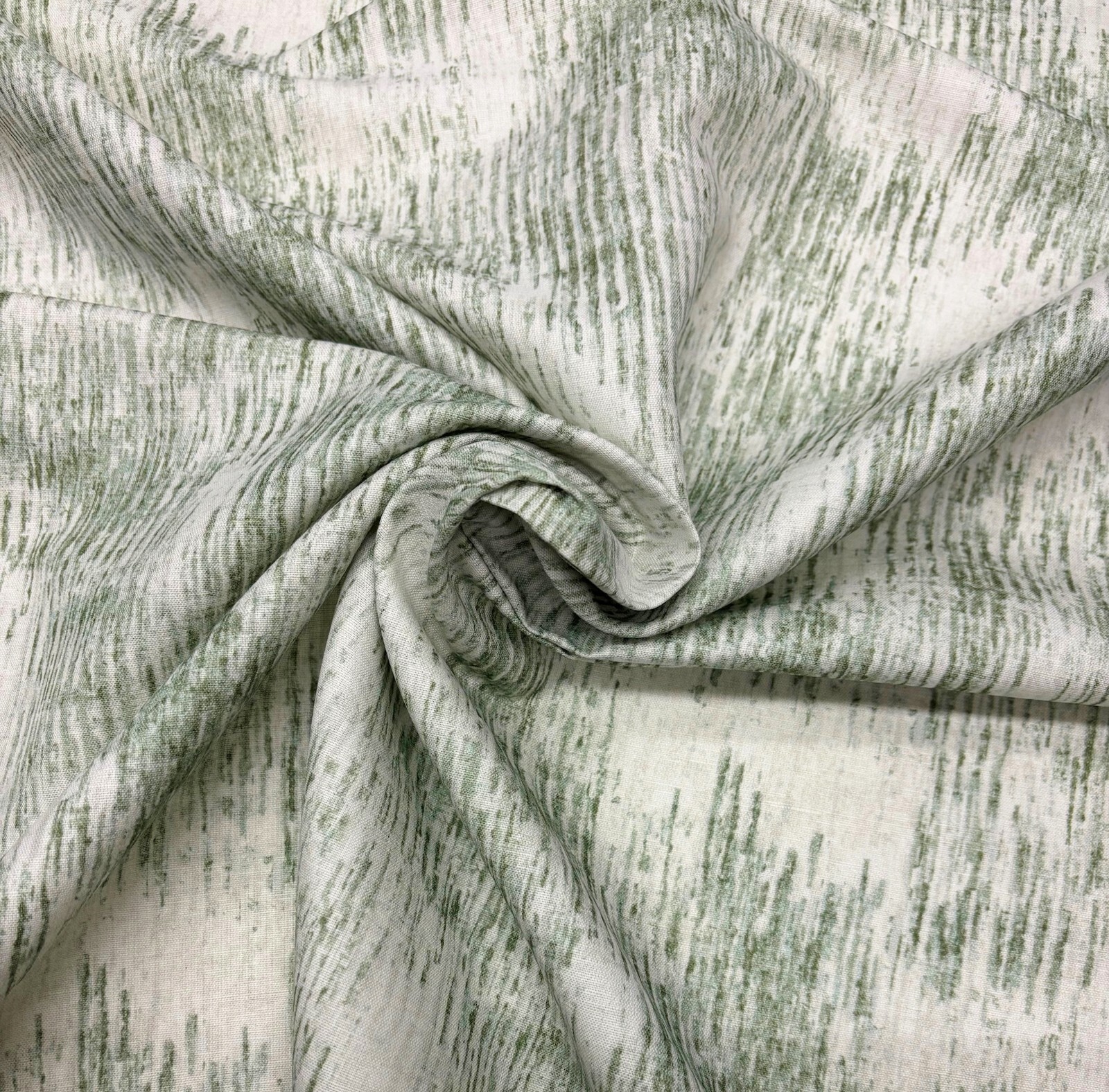 KRAVET BARBARA BARRY PRINTED MODERN WATERCRESS GREEN ABSTRACT FABRIC BTY 56″W