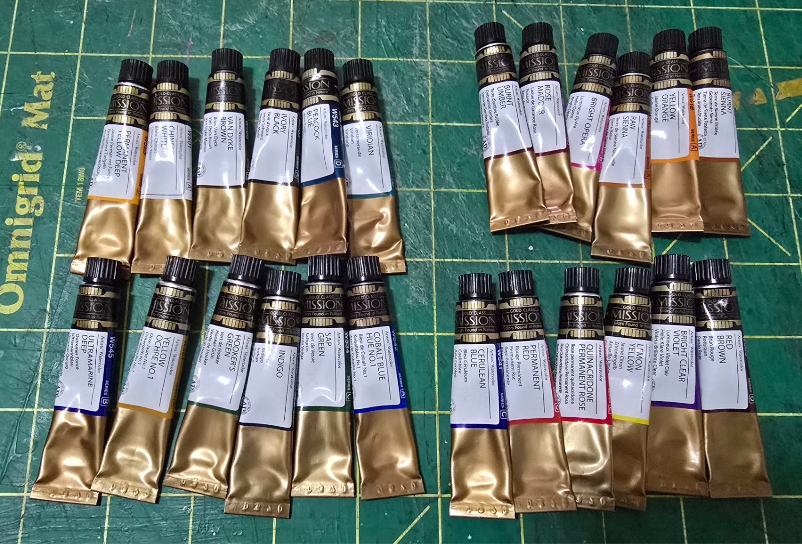 Mijello MWC-7024 Mission Gold Class Watercolor Paint 7ml 24 Colors Tubes and Pan