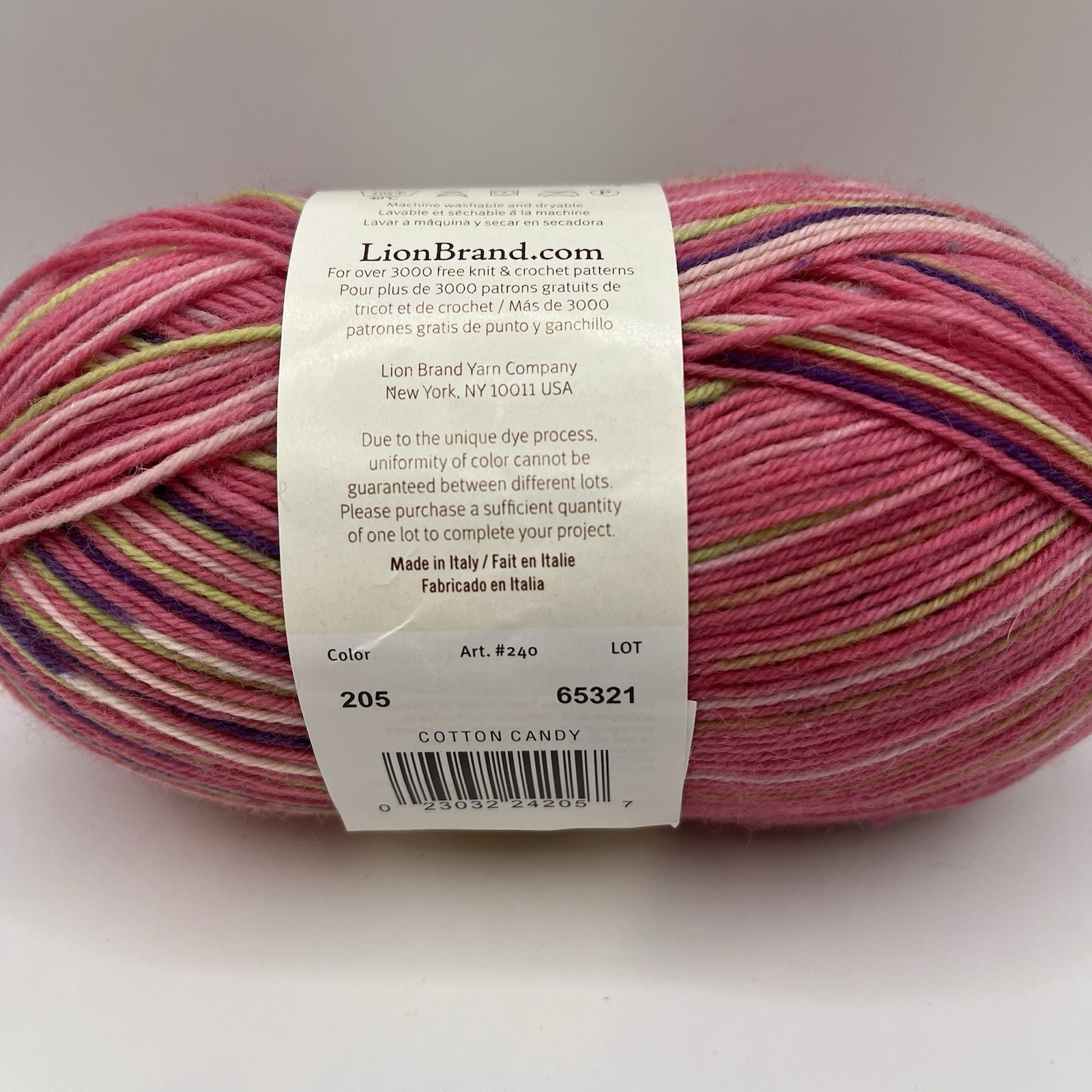 Lion Brand Sock-Ease Yarn Super Fine Cotton Candy 75% Wool Blend Skein 438 Yards