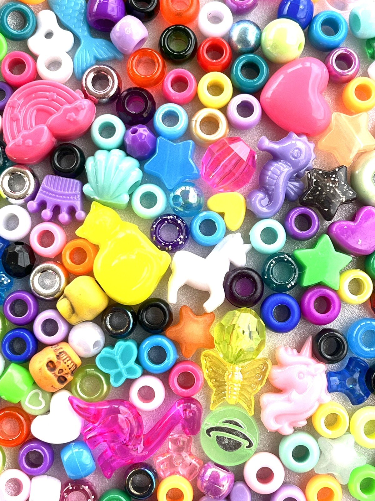 2 oz Bag of Mixed Pony Beads and Charms