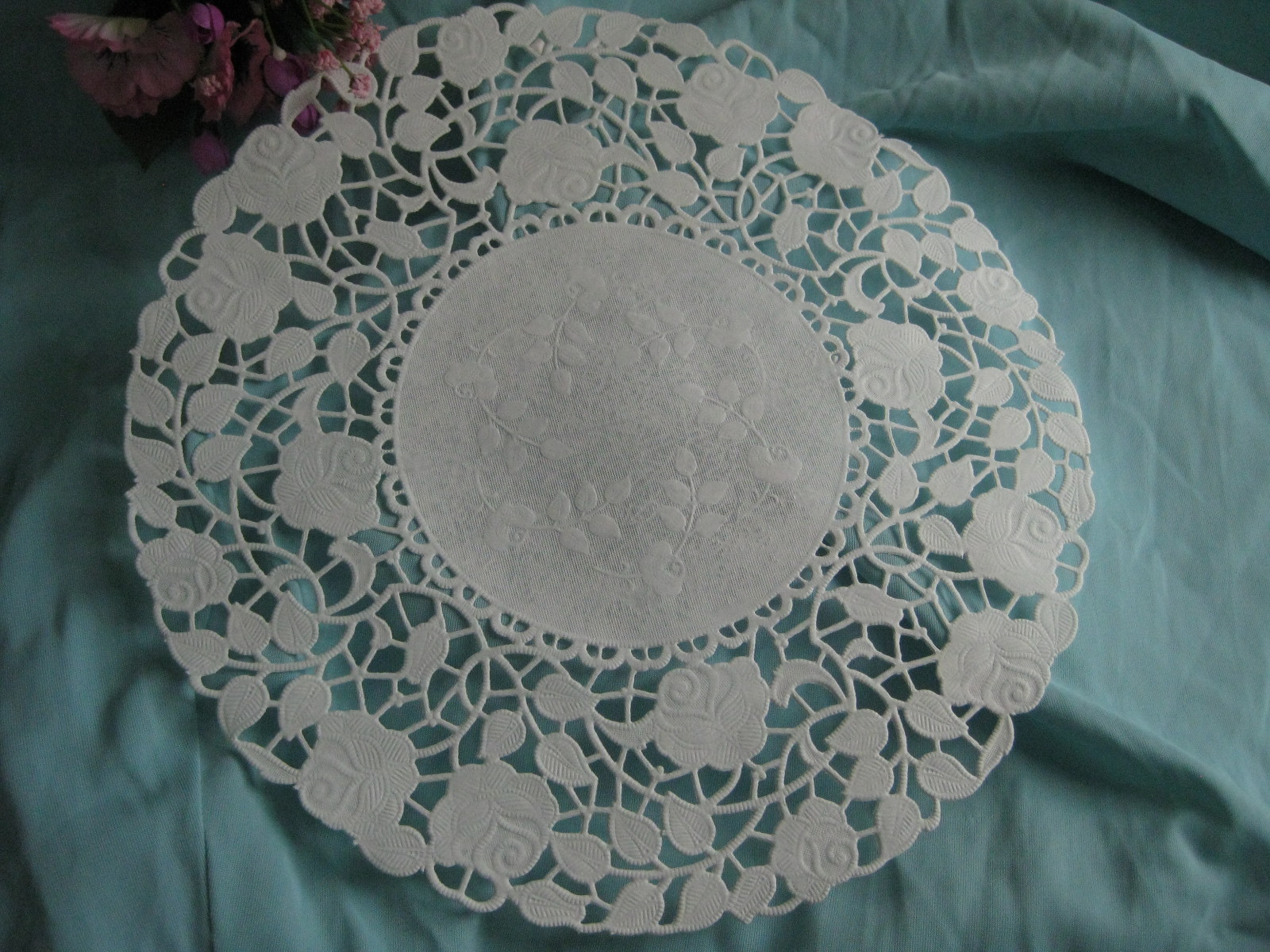25 pcs 8″ INCH Off WHITE IVORY PAPER ROSE FLORAL LACE DOILIES CRAFT VICTORIAN