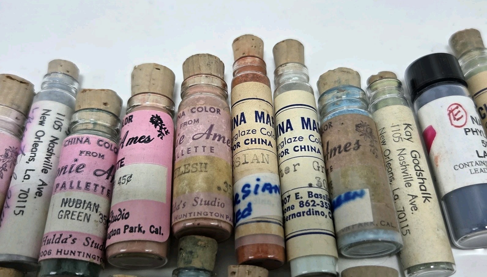 VTG Lot Of 35 China Paint Porcelain Dry Powder Various Manufacturers Sonie Ames