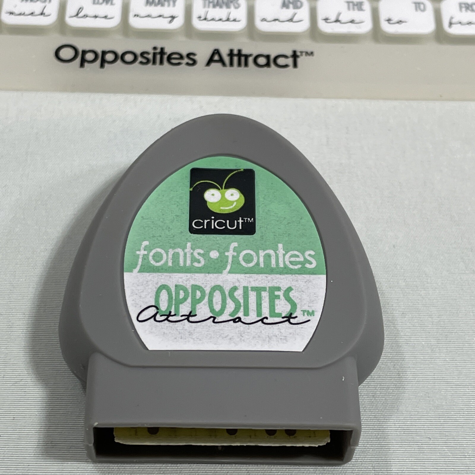 Cricut Fonts Cartridge 29-0227 “Opposite Attract” Link Status Unknown