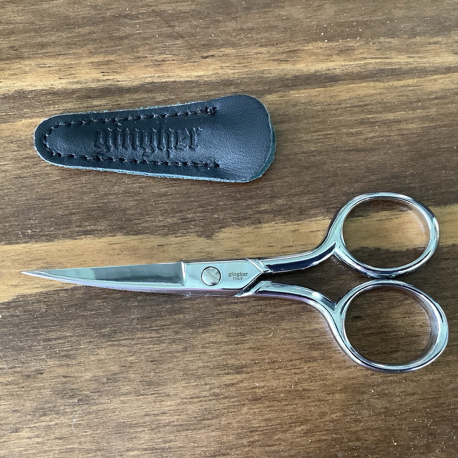 Ginger 4” Curved Embroidery Scissors Made In Italy w/ Sheath Mint Condition