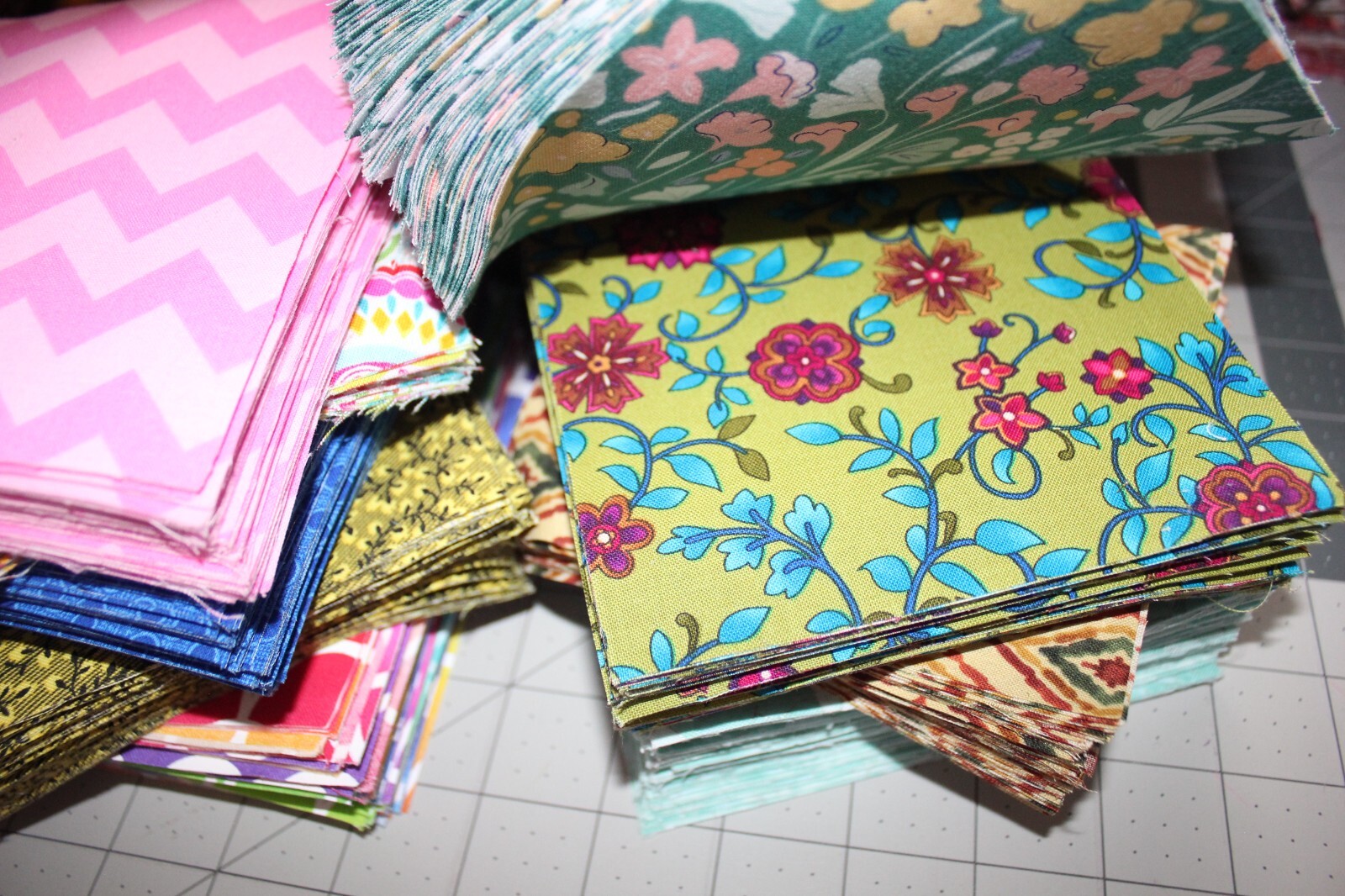 100 PC 5 INCH (5″ X 5″) CHARM QUILT SQUARES-100% Cotton Fabric-Crafts-Sew-#2
