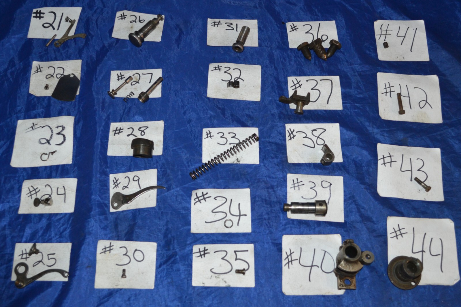 SINGER 27/127 LONG SHUTTLE SEWING MACHINE ORIGINAL USED PARTS