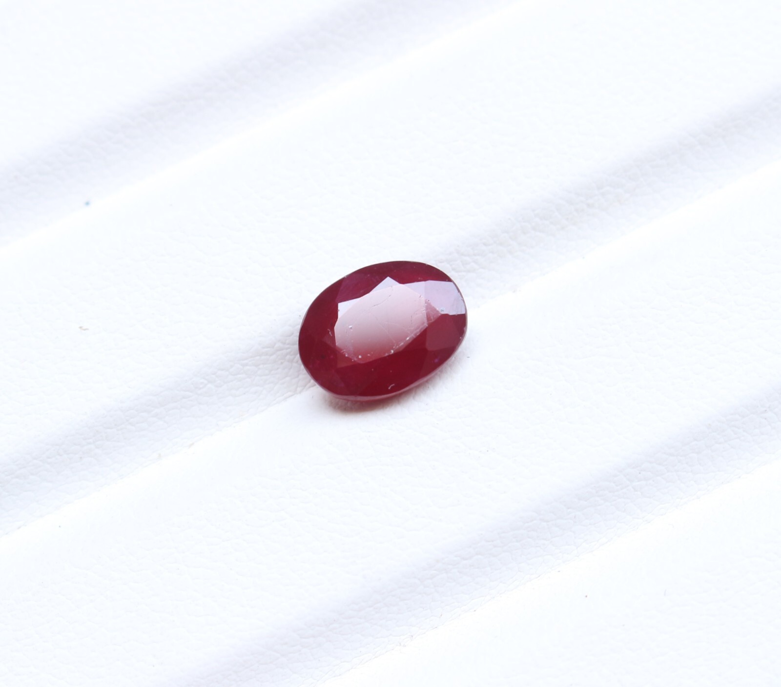 AAA++ Natural Red Ruby Oval Faceted Cut Cabochon Loose Gemstone 3.65 Ct 10X7MM