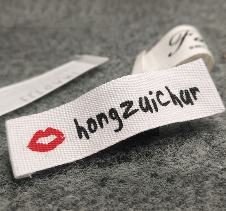 1000pcs customized garment labels woven or printed labels clothing main labels
