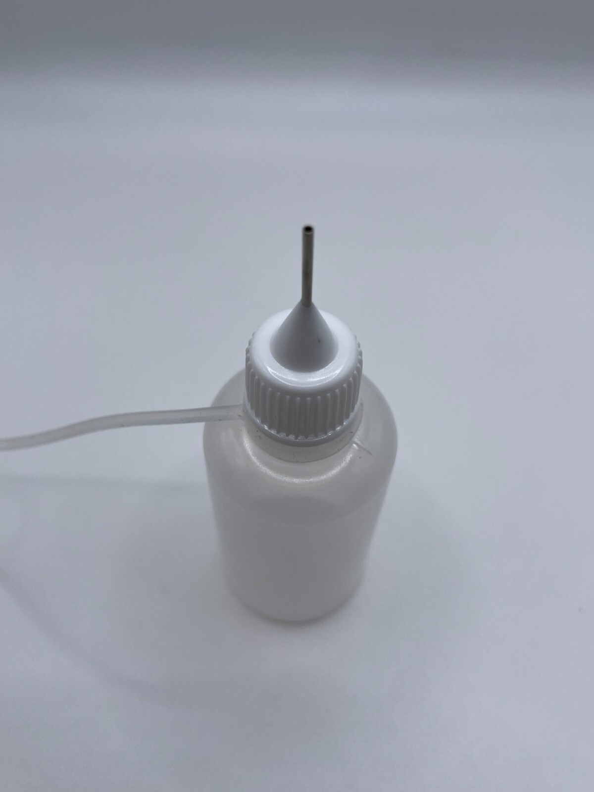 Glue Bottle 30ml Squeeze Plastic with Needle Applicator Great for Repair