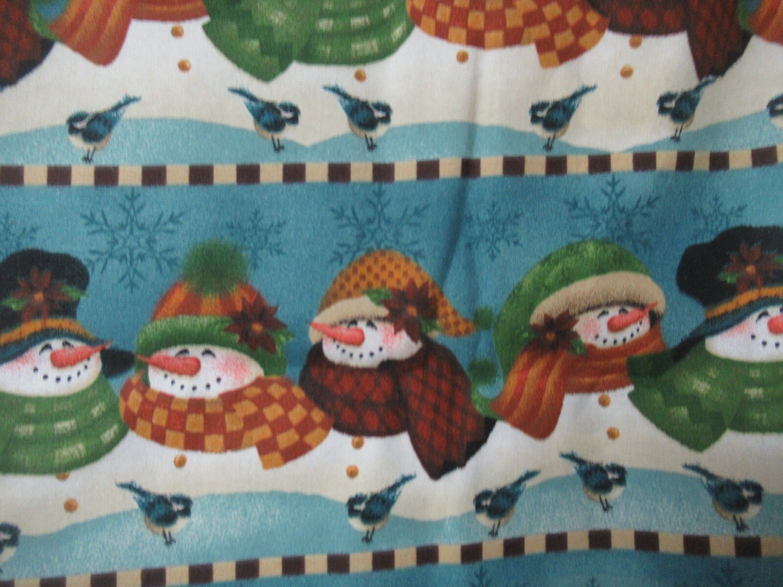 Cranston VIP Fabric SNOWMAN ALLOVER Angela Anderson BLUE MULTI VTG. 25″x43″ W