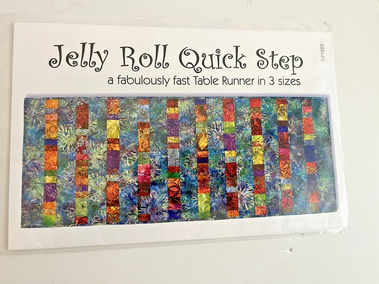 Lot 6 QUILT PATTERN Table Runners Seasonal Towels Varies Styles Pieced Applique