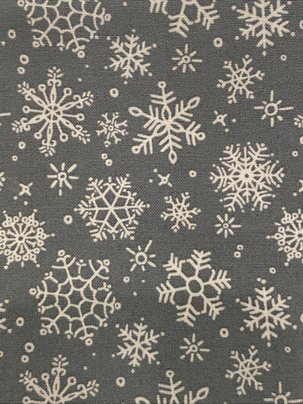 Villa Rosa Designs Perfect Trio Winter Table Runner Quilting Kit NEW
