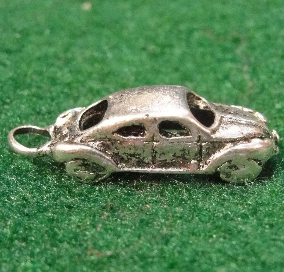 10Pcs. Tibetan Silver 3D CAR Auto Pendants Charms Earring Drops V47