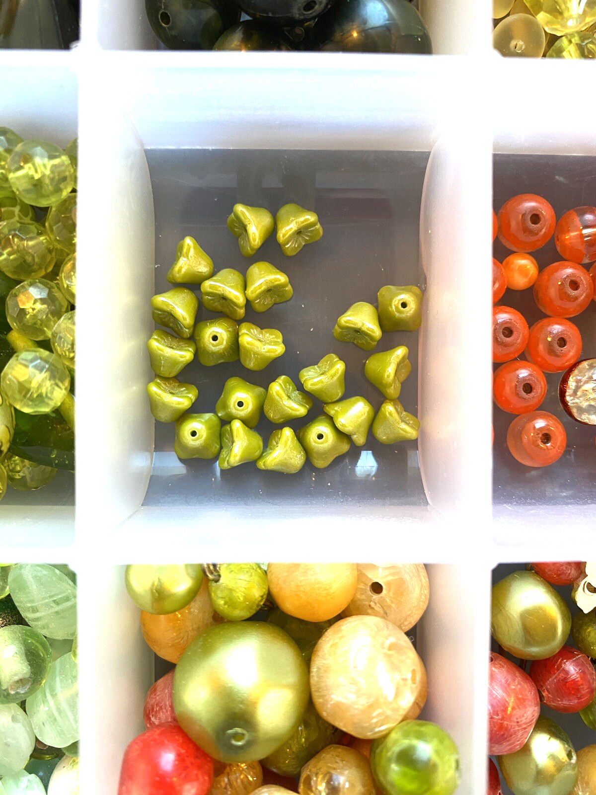 TRAY + COLORFUL BEADS! Vintage + Modern Glass Clay Plastic Acrylic Seed Lampwork