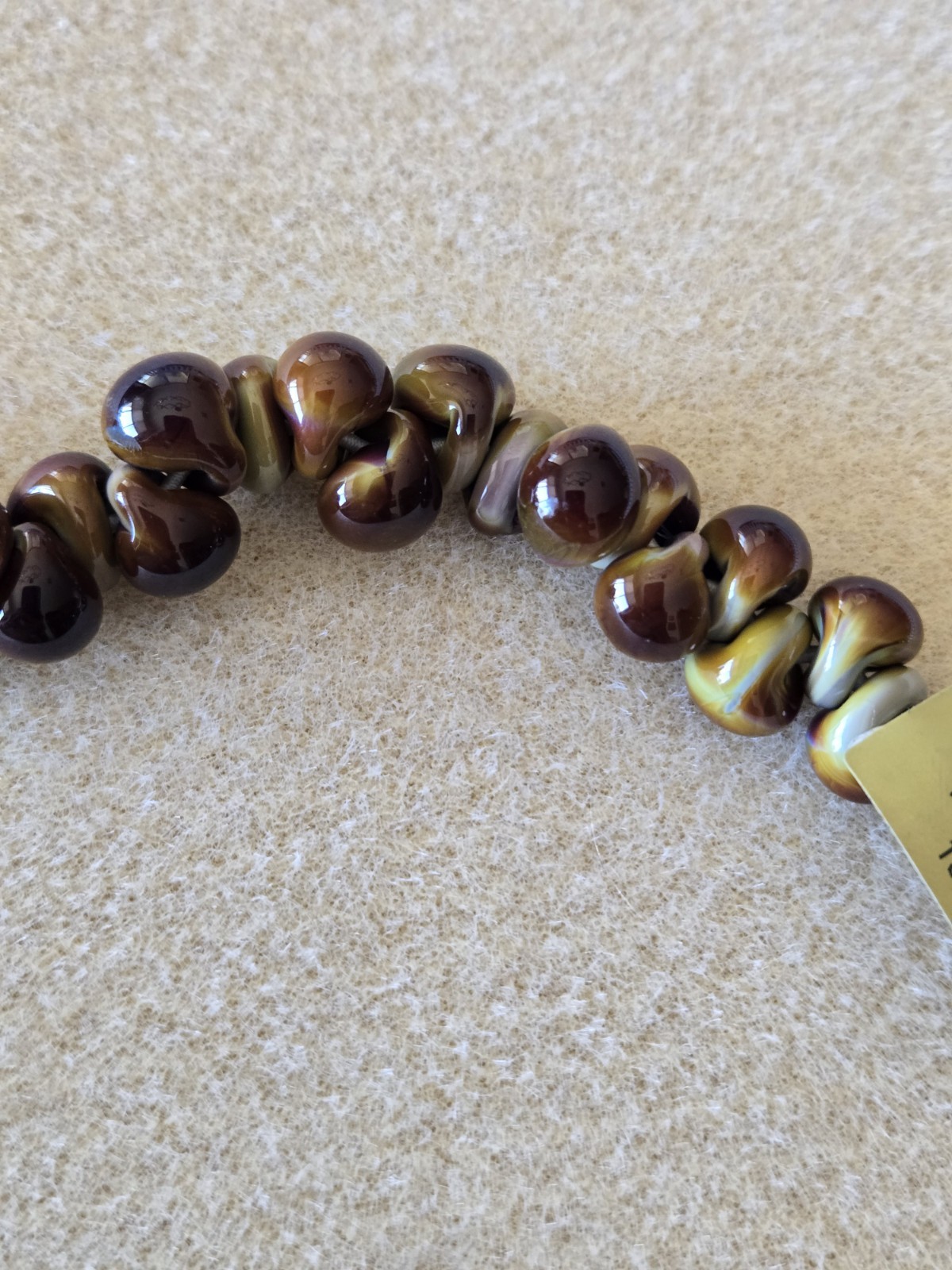 Unicorne Teardrop Glass Bead Strand, 9-10mm, Brown, 25 Per Strand