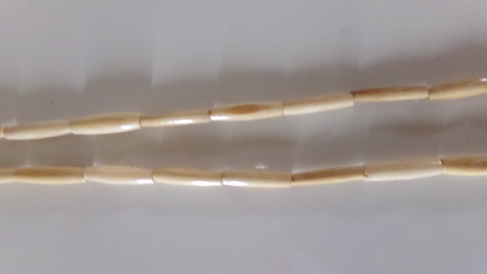 100 PCS 1″ WHITE, BLACK, “ANTIQUED”, RED, BROWN BUFFALO BONE HAIR PIPE BEADS