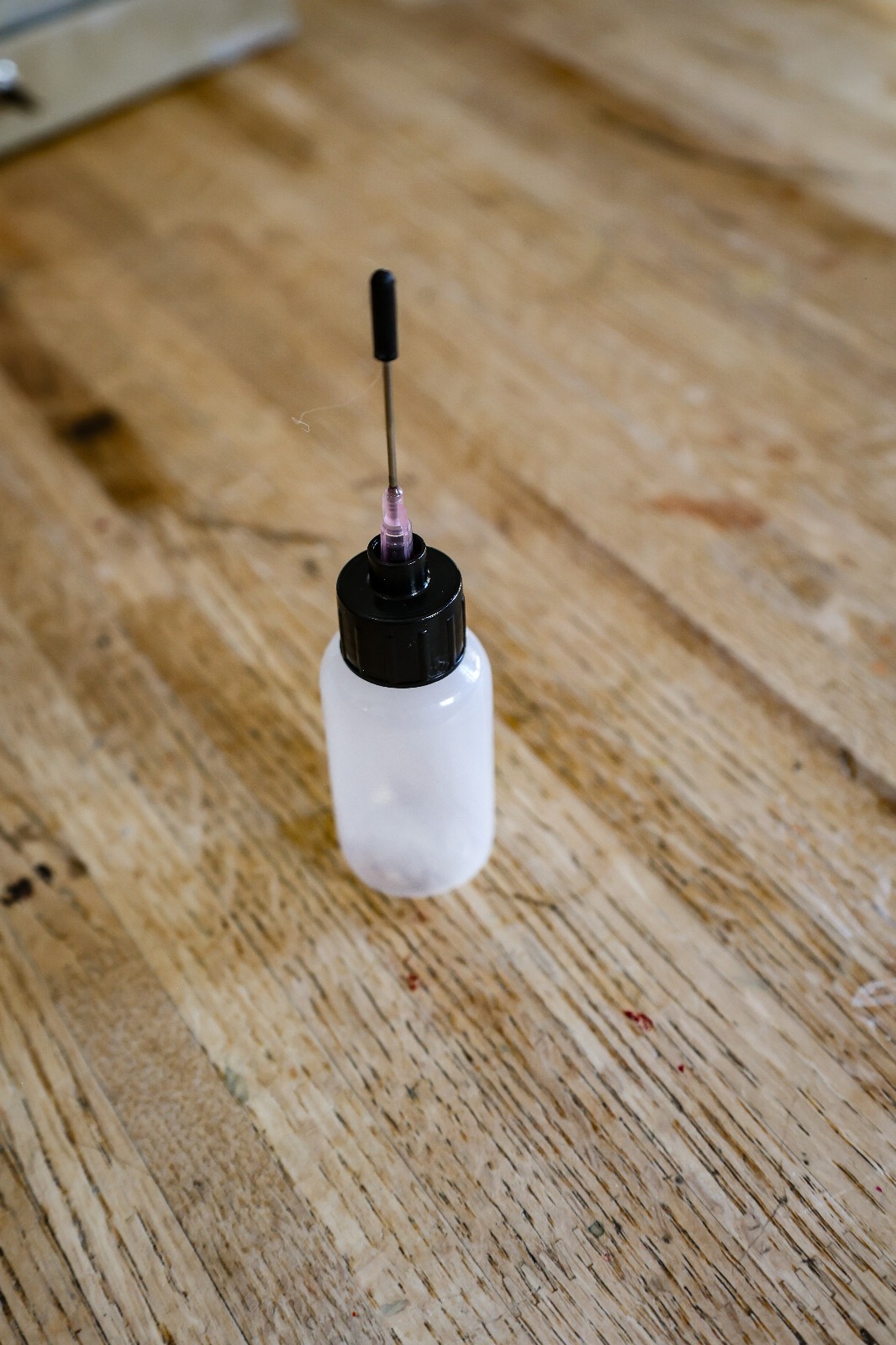 1oz Precision Squeeze Bottles, 10Pcs Long Needle – Small with tip 30ml